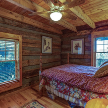 Grandma's Mountain Cabin 3 Bedrooms 2 Bathrooms Cabin, Севен-Девилс — фото 5