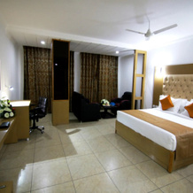 Hotel Trinetar Gardens, Birpur — photo 4