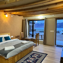 Mystic Pangong, 斯潘米克 — 照片 3