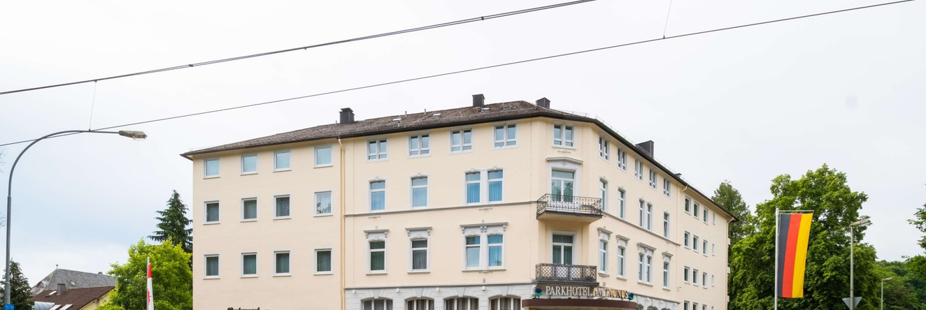 Parkhotel Am Taunus, 上乌瑟尔 — 照片 1