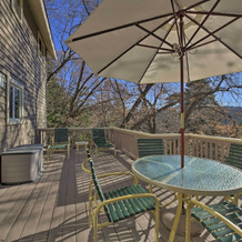 Mountainside Cabin w/ Deck - 16 Miles to Skiing!, 双峰 — 照片 4