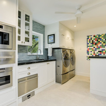 The Chaparral Estate 4 Bedrooms 4 Bathrooms Home, West Lake Hills — photo 4