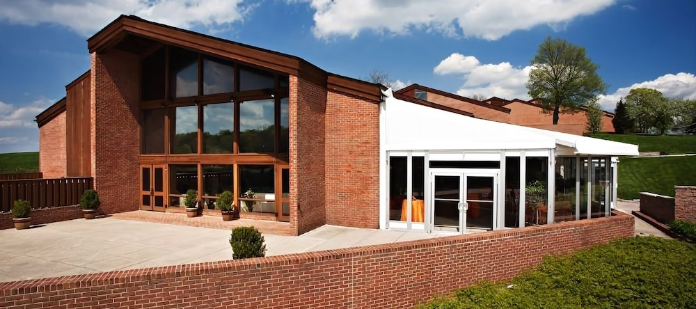 Chubb Hotel & Conference Center, 拉斐特山 — 照片 1