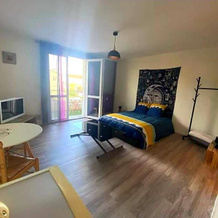 Grand studio avec balcon proche du centre ville, 托南 — 照片 3