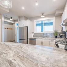 Grizzly Ridge Getaway Brand New, Hot Tub, Sleeps 11, 比弗德尔 — 照片 5