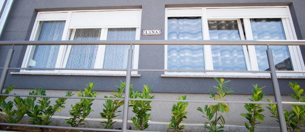 Luxury Spa Apartment Luna, 尼日尼 — 照片 1