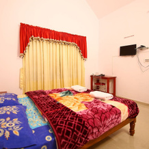 Oyo 5517 Home Stay Grand Exotica Villa, Анаккара — фото 4