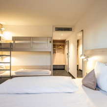 Serways Hotel Weiskirchen Nord, Родгау — фото 4