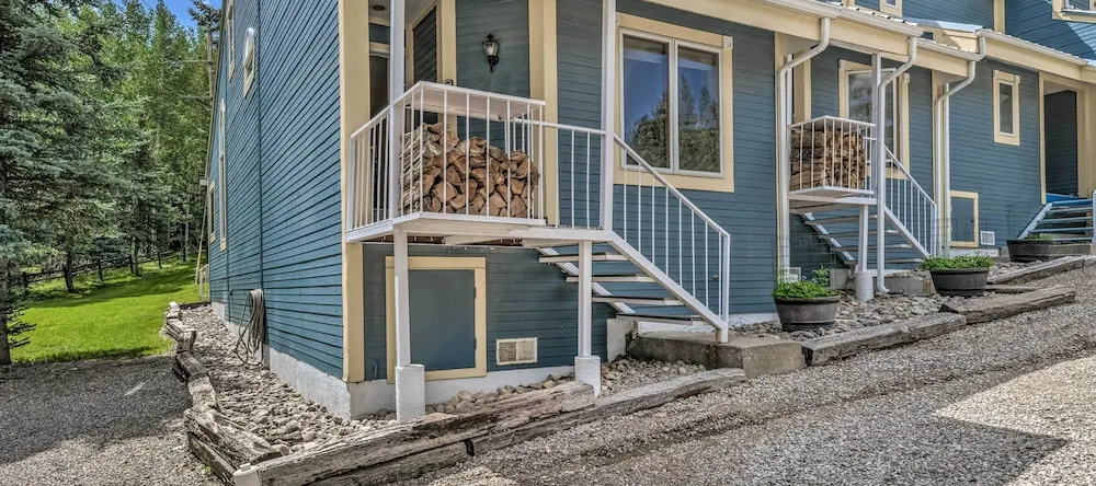 Cozy Cloudcroft Townhome ~ 1 Mi to Burro Ave!, 克劳德克罗夫特 — 照片 1