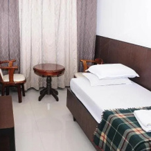 Surya Hotel, 拉贾马亨德拉瓦拉姆 — 照片 5