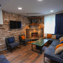 Sno Inn Kazbegi, 斯捷潘茨明达 — 照片 2