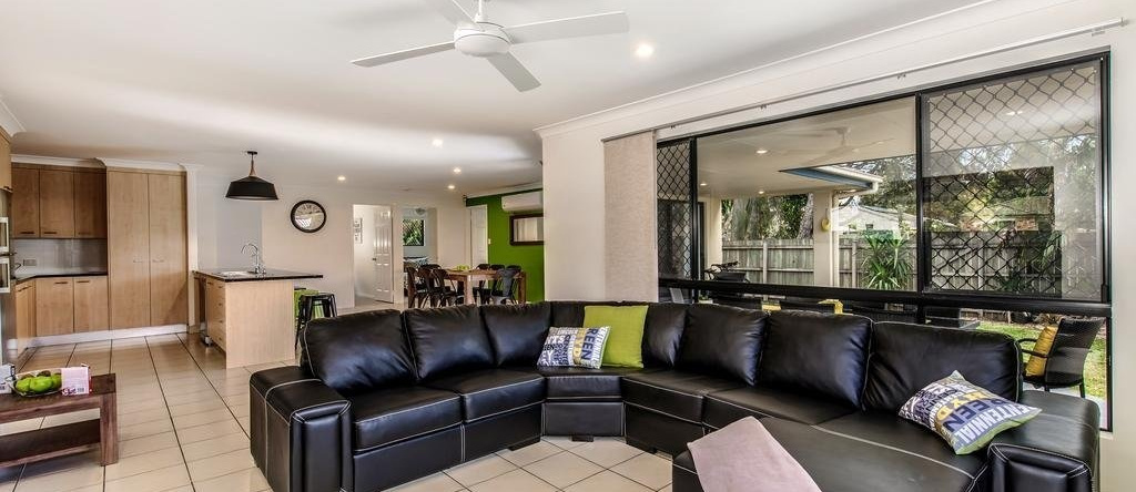 Coolum Waves Pet Friendly Holiday House, 库卢姆海滩 — 照片 1