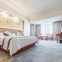 Crown Hotel, Qianxinan — photo 2