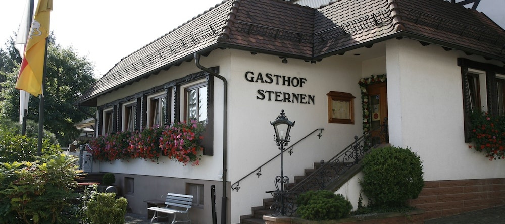 Hotel Gasthof Sternen, Gernsbach — photo 1