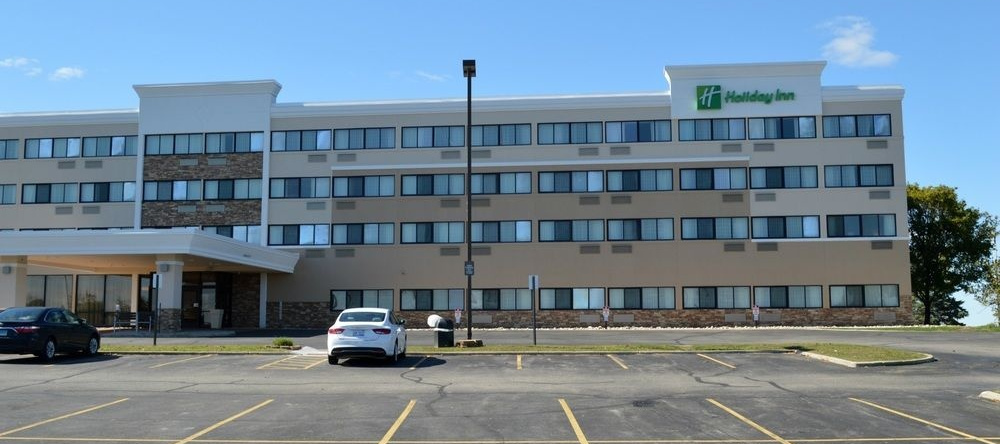 Holiday Inn Big Rapids, Биг Рэпидс — фото 1