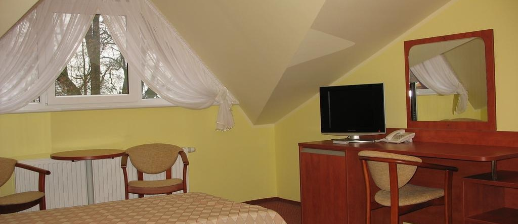 Hotel MCT, Miloslaw — photo 1