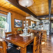 Cozy Cabin On The Cove - Lakefront with Private Dock by Yosemite Region Resorts, 派恩山湖 — 照片 3