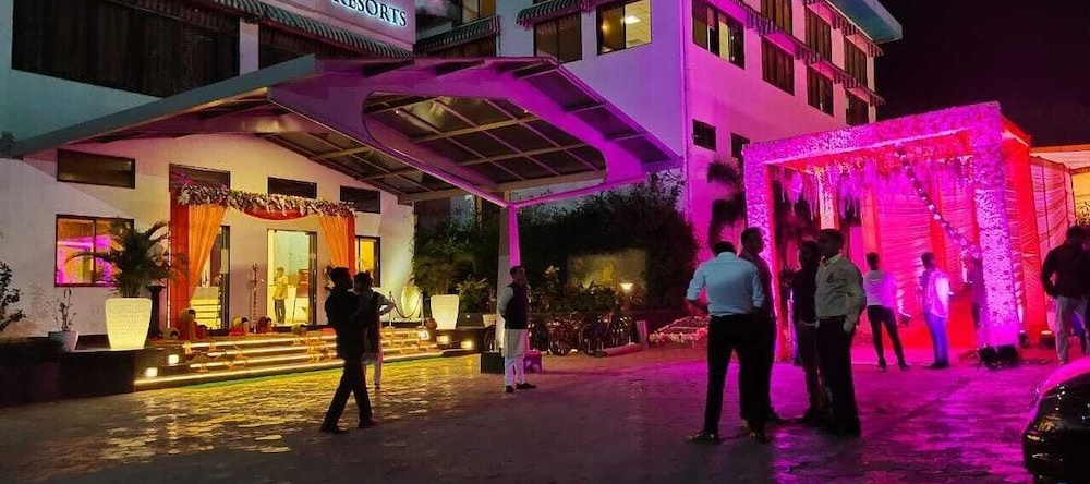 The Emerald Resort, Pune, 瓦卡德 — 照片 1