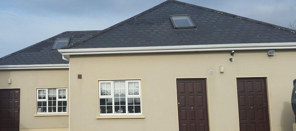 Croghan Road Self Catering, Rooskey — photo 1