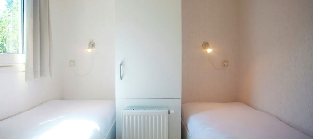 Well-kept chalet with dishwasher, close to Park De Veluwe, 伦特伦 — 照片 1