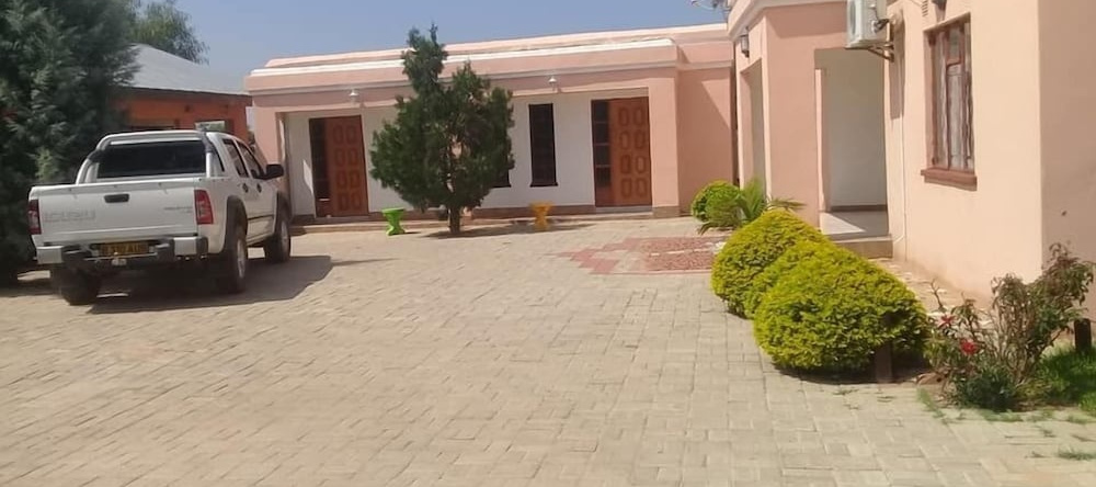 Kutse Guesthouse, Lephalale — photo 1