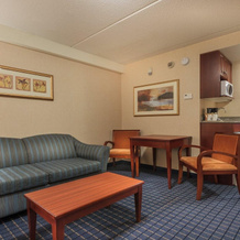 Holiday Inn Express & Suites Belleville by IHG, 贝尔维尔 — 照片 2