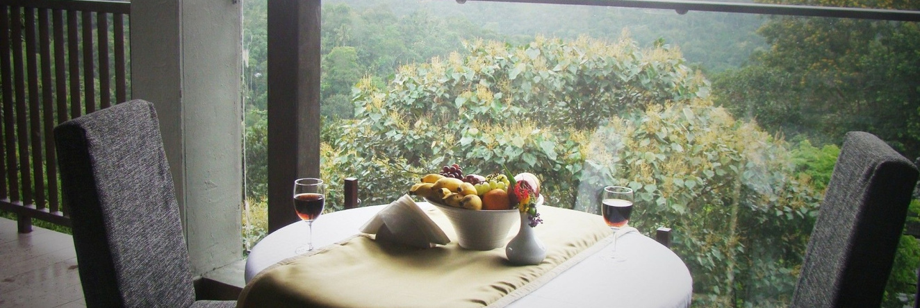 The Mountain Courtyard Thekady, 库米利 — 照片 1