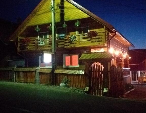Pensiunea Poienita, Будешти — фото 1