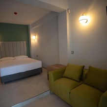 8 Boutique Suites, Неа Моуданья — фото 3