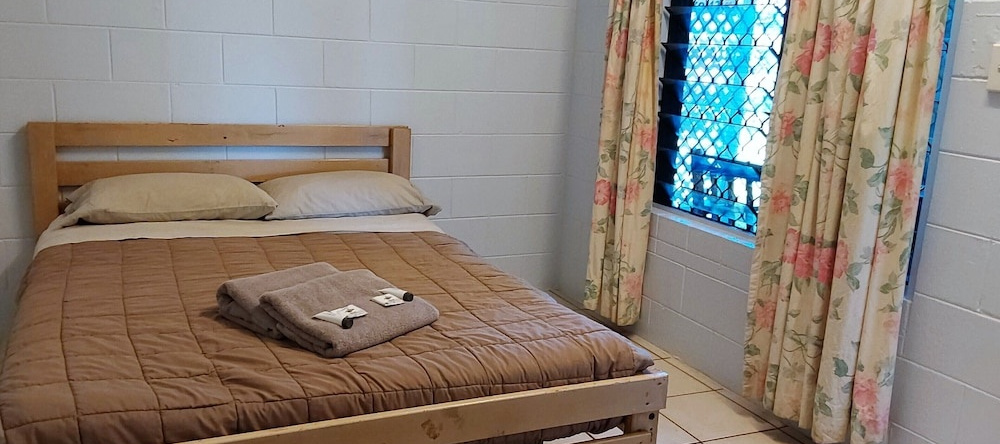 Cooktown Motel and Pams Place Hostel, 库克敦 — 照片 1