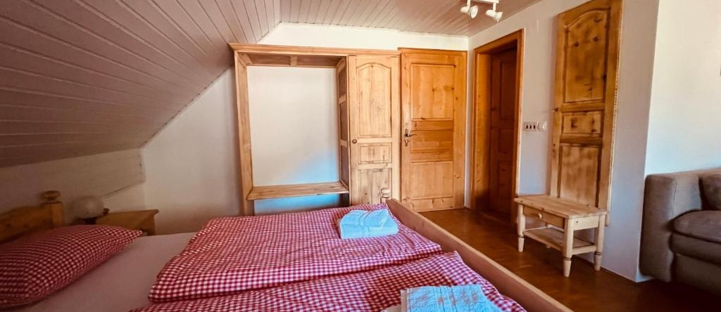 Domačija & Apartmaji Katrnjek, 博希尼镇 — 照片 1