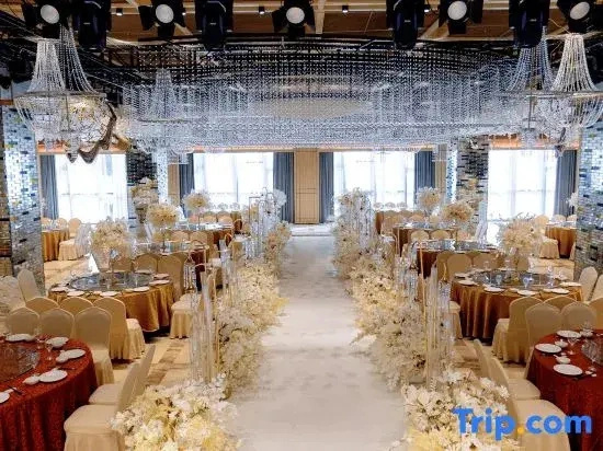Zixuan Holiday Hotel, Tongling — photo 1