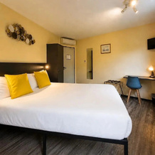 Logis Hotels Les Colonnes Strasbourg Zénith, Eckbolsheim — photo 3