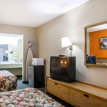 Econo Lodge, Ричвуд — фото 4