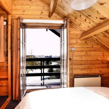 Attractive Chalet In Saint Hubert With Terrace And Garden, 圣于贝尔 — 照片 2