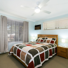 Beachside Holiday Home, Redcliffe — photo 3