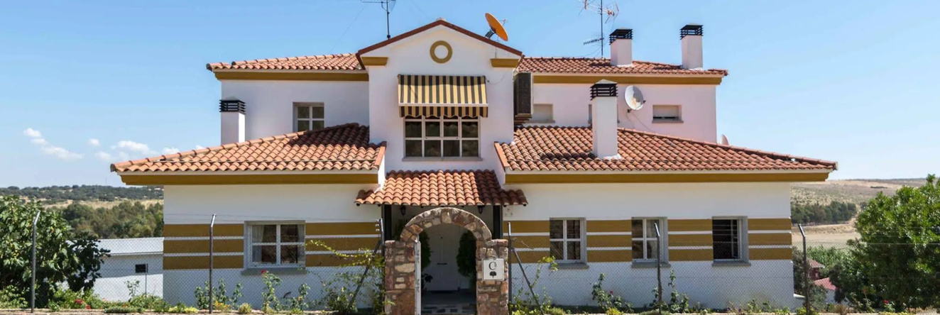 Casa Rural Casa Valdecaballeros, Вальдекабальерос — фото 1