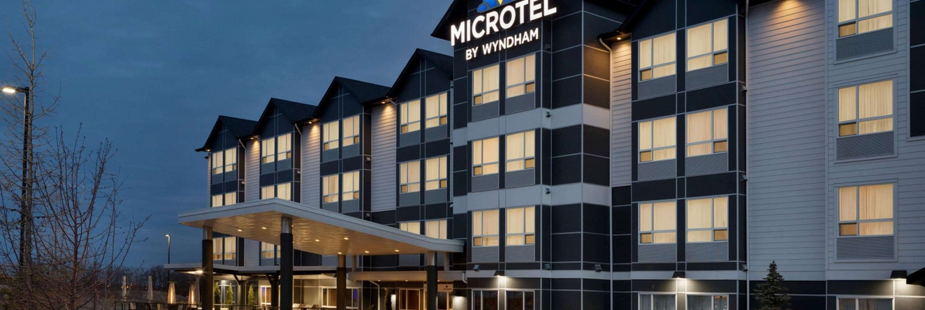 Microtel Inn & Suites By Wyndham Bonnyville, Bonnyville — photo 1