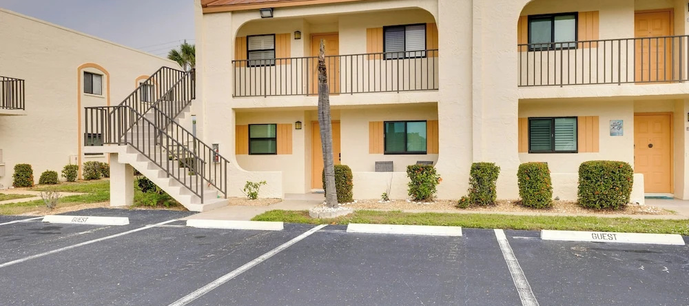 Lanai & Beach Gear: Casa Bella Condo 5 Mi to Sand!, 艾奥纳 — 照片 1