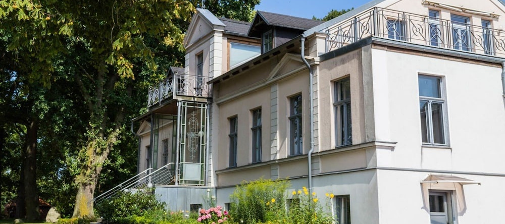 Gutshof Groß-Behnkenhagen, 松德哈根 — 照片 1