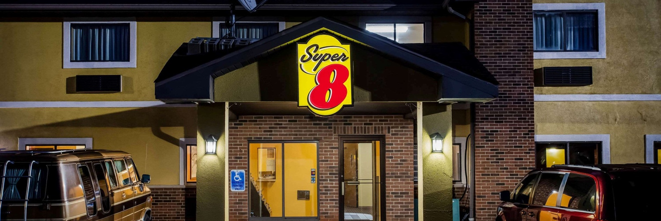 Super 8 By Wyndham Crawfordsville, Крофордсвилл — фото 1