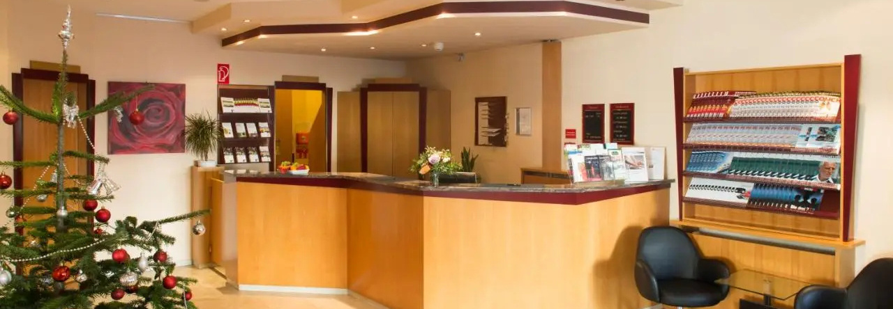 Best Western Hotel Atrium, 吕塞尔斯海姆 — 照片 1