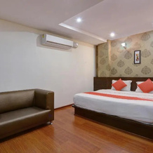 Hotel Samanvi International by OYO Rooms, 阿卢鲁 — 照片 5