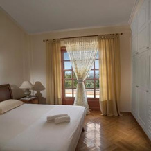 Villa Corina near the Airport, 萨罗尼科斯 — 照片 2