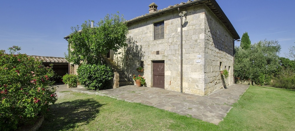 La Palazzina, Monteroni d'Arbia — photo 1