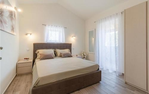 Four-Bedroom Holiday Home In Radeki Polje, Валтура — фото 1