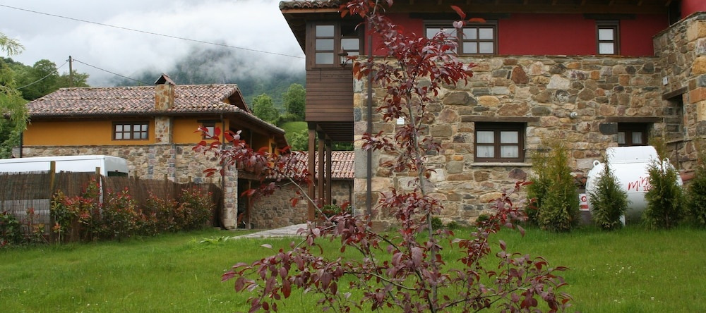 Alojamientos Rurales Valle de Bueida, 布伊达 — 照片 1
