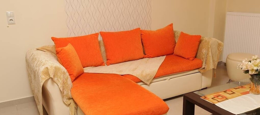 Life Maisonette Cozy Getaway 5 min From the Beach, Aliveri — photo 1