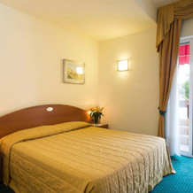 Hotel Capri, Бардолино — фото 2