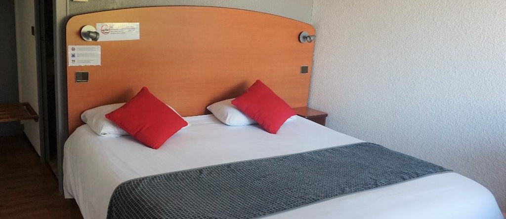 greet Hotel Belleville en Beaujolais A6, 贝尔维尔 — 照片 1
